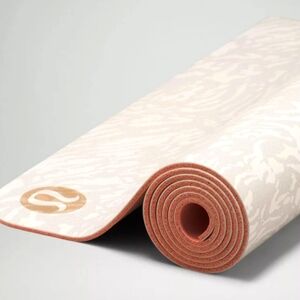 Lululemon - reversible pink yoga mat
